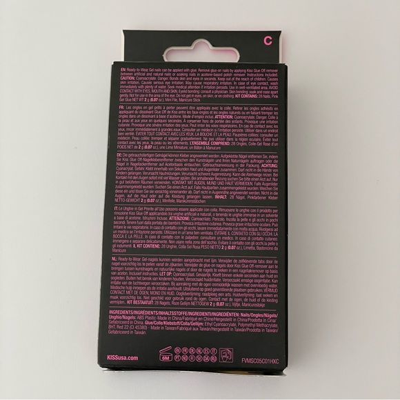 KISS Glow in the Dark Limited Edition Nails - NWT - Picture 2 of 3